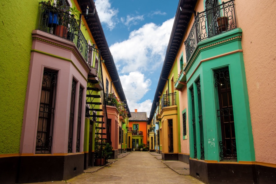 Descubre Bogotá con CandelarIA: Tu guía inteligente de la ciudad