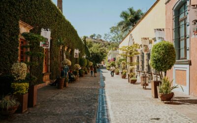 Managing Tourist Saturation vs. Imbalance in Sustainable Tourism